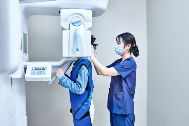 Best Emergency Tooth Extraction in North Merrick, NY